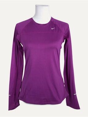 Nike Women’s Long Sleeve Performance Top in Magenta